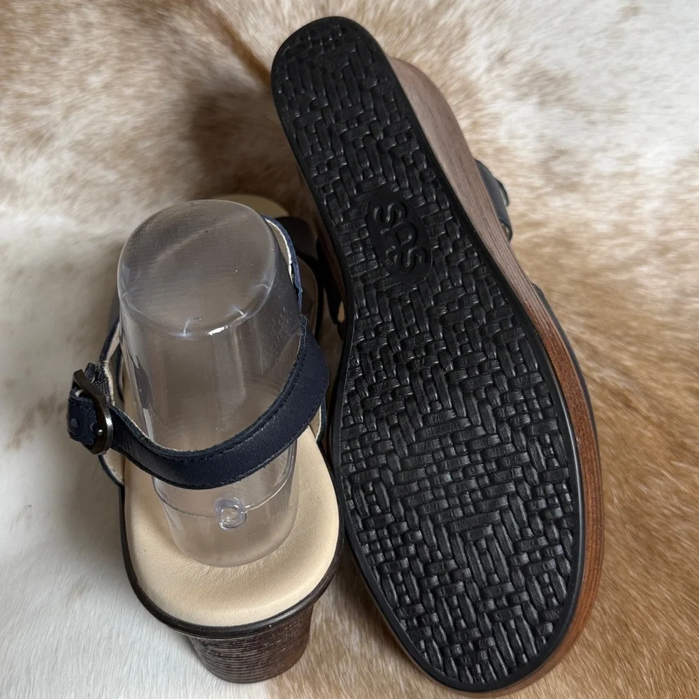 NEW SAS heather wedge Sandal Size 10M B13‎